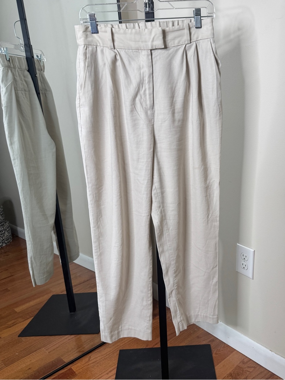 H&M High Waist Khaki Trouser Pants Size 8